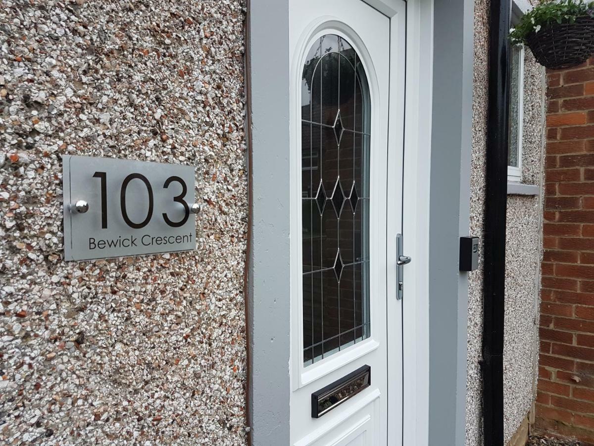 103 Bewick Serviced Accommodation Newton Aycliffe Esterno foto