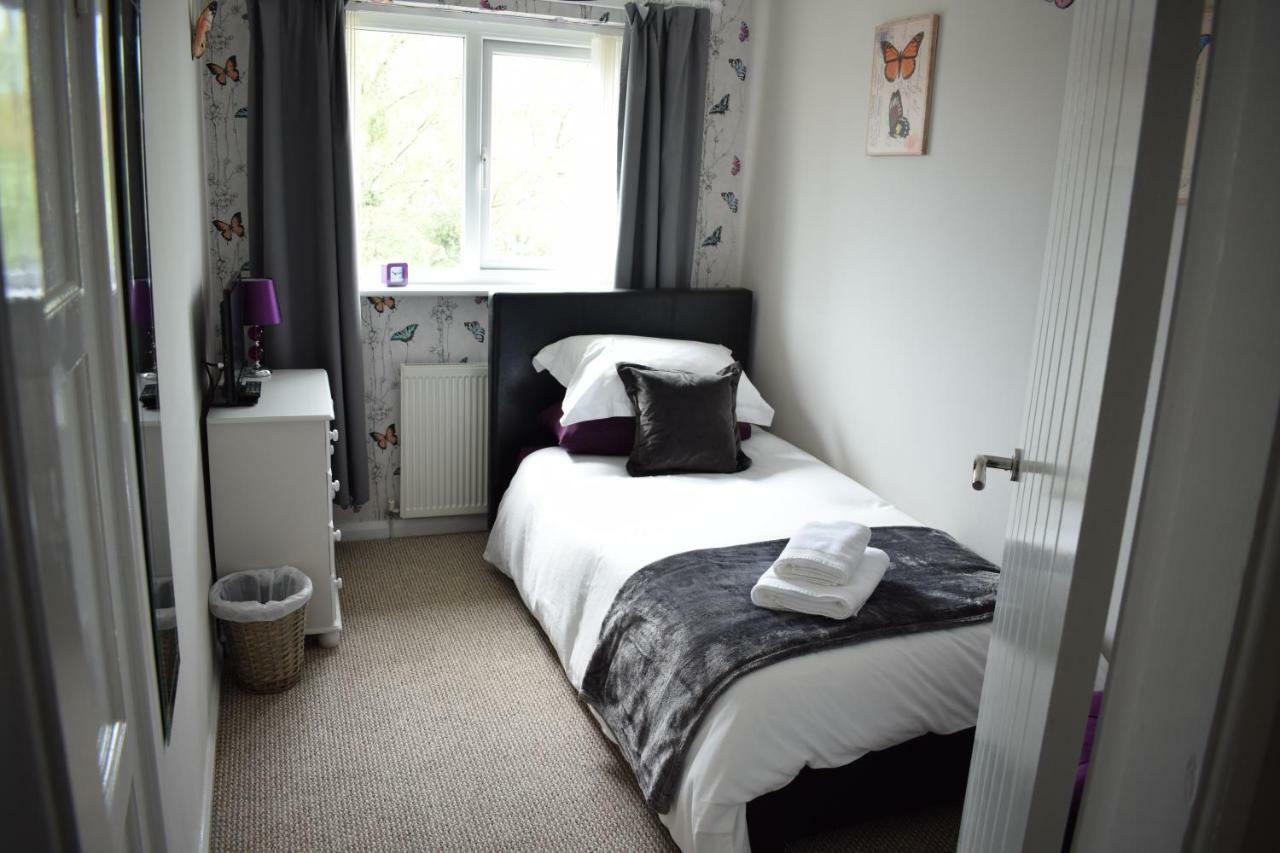 103 Bewick Serviced Accommodation Newton Aycliffe Esterno foto
